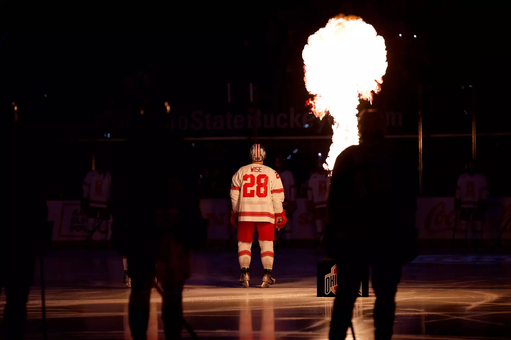 No. 8/7 Buckeyes Lose Series Finale to No. 7/8 Gophers