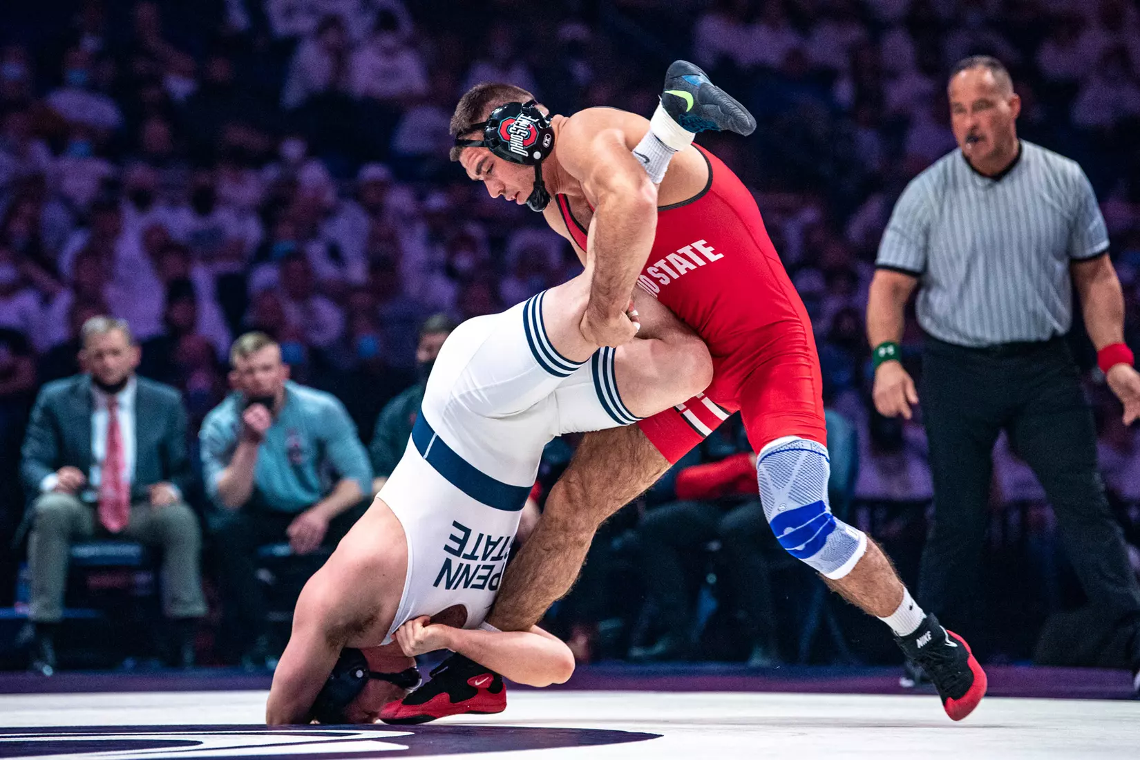 No. 1 Penn State Earns Dual Win vs. No. 8 Ohio State, 32-7