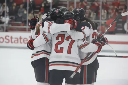 Buckeyes Rally to Defeat the Mavericks, 5-4