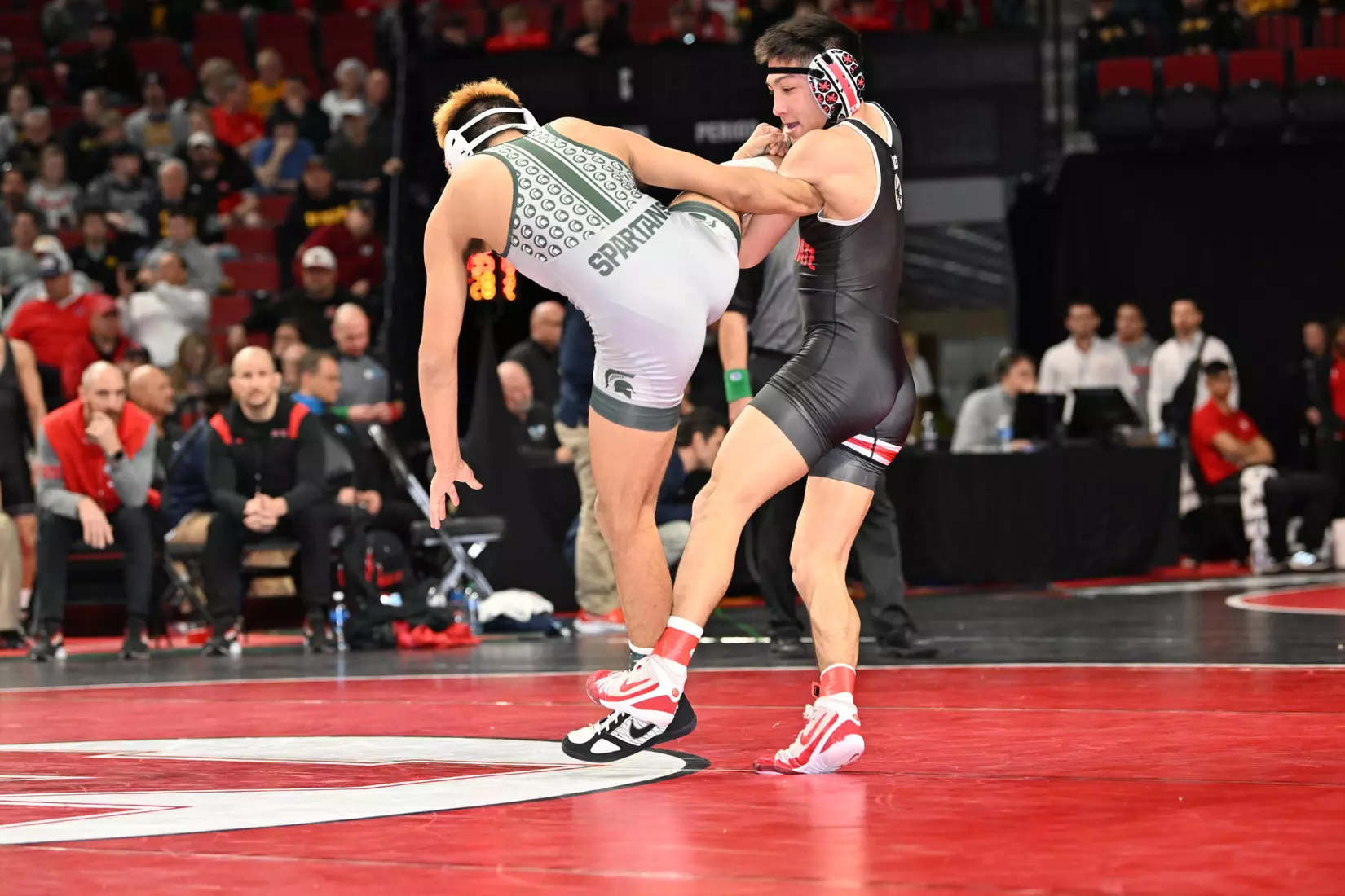 Sasso Advances to 149 lb. B1G Finals; Ohio State in Fourth Place
