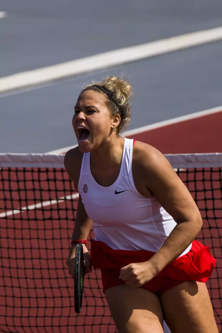 No. 10 Buckeyes Stay Undefeated in B1G with Win over Maryland