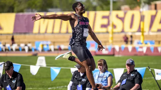 Two Individual Big Ten Titles, School Record Highlight Second Day