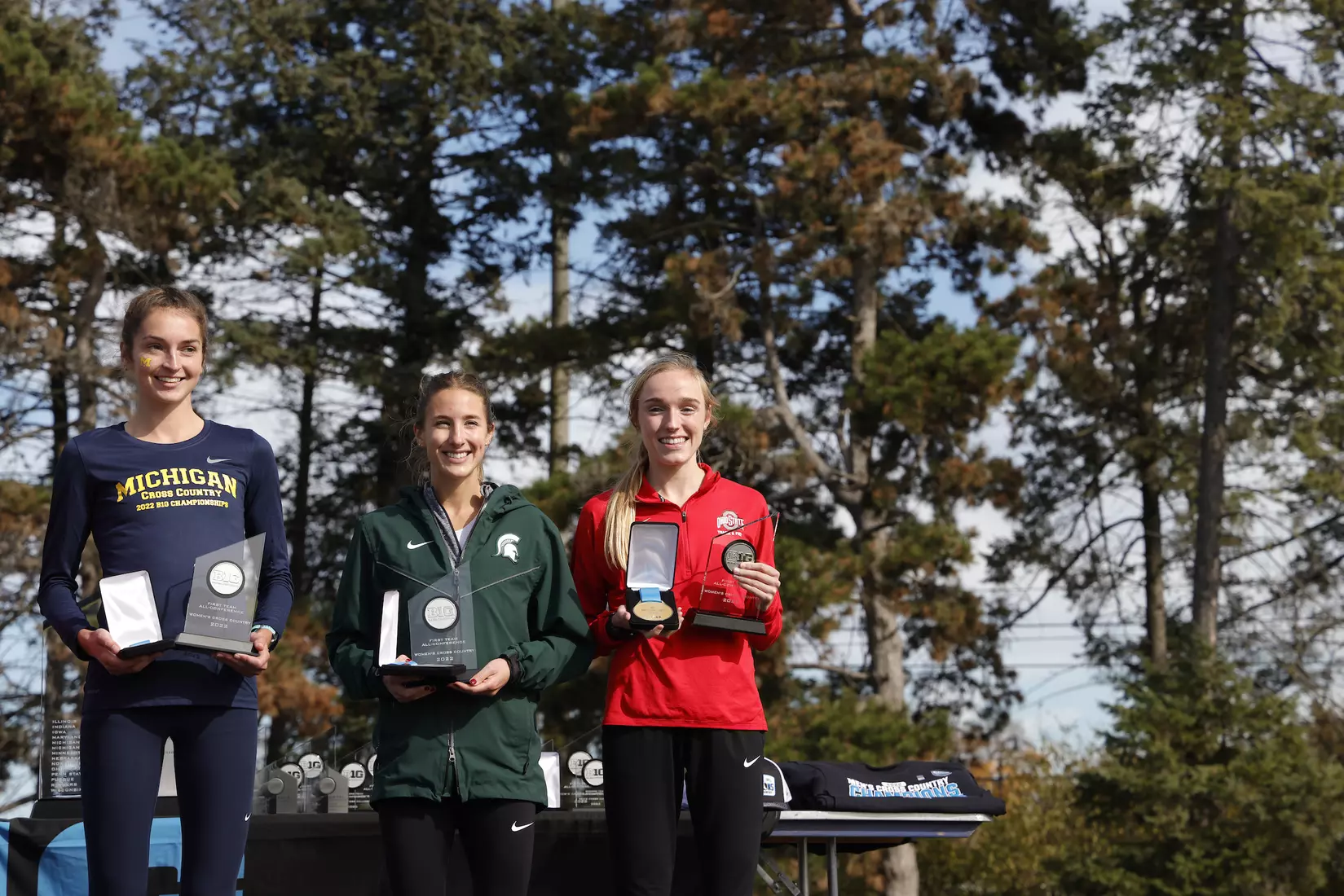 Engel Wins B1G Cross Country Championship to Pace Buckeyes