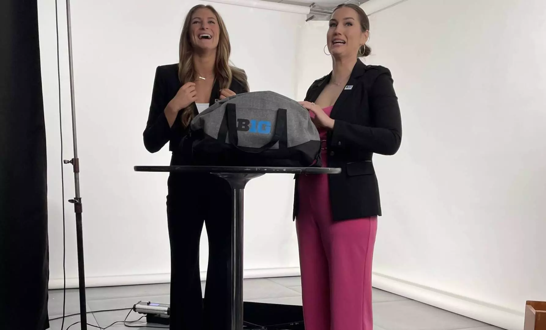 Women’s Basketball Takes Part in Big Ten Media Day