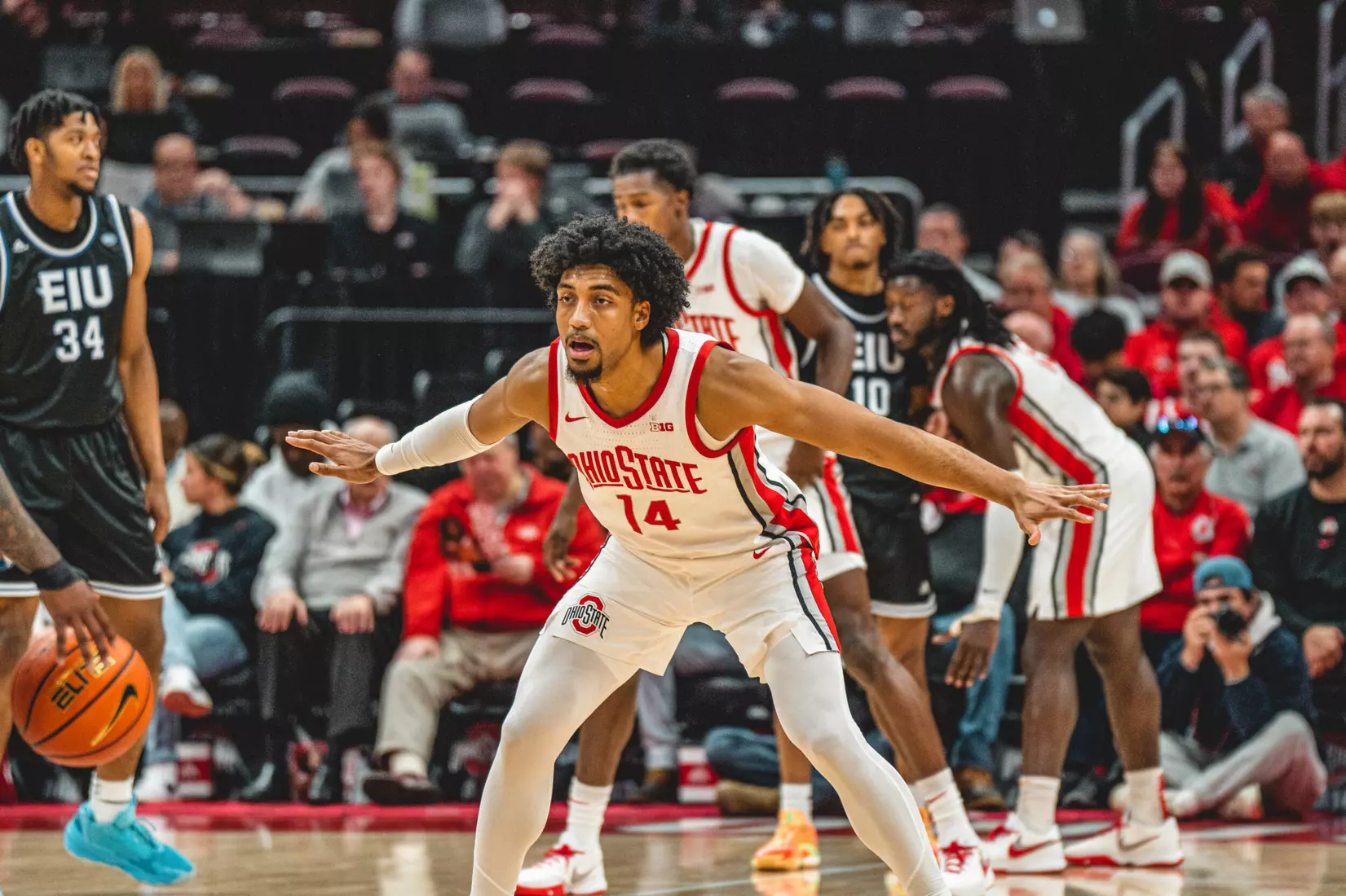 Sensabaugh Scores 20 as Buckeyes Down EIU 65-43