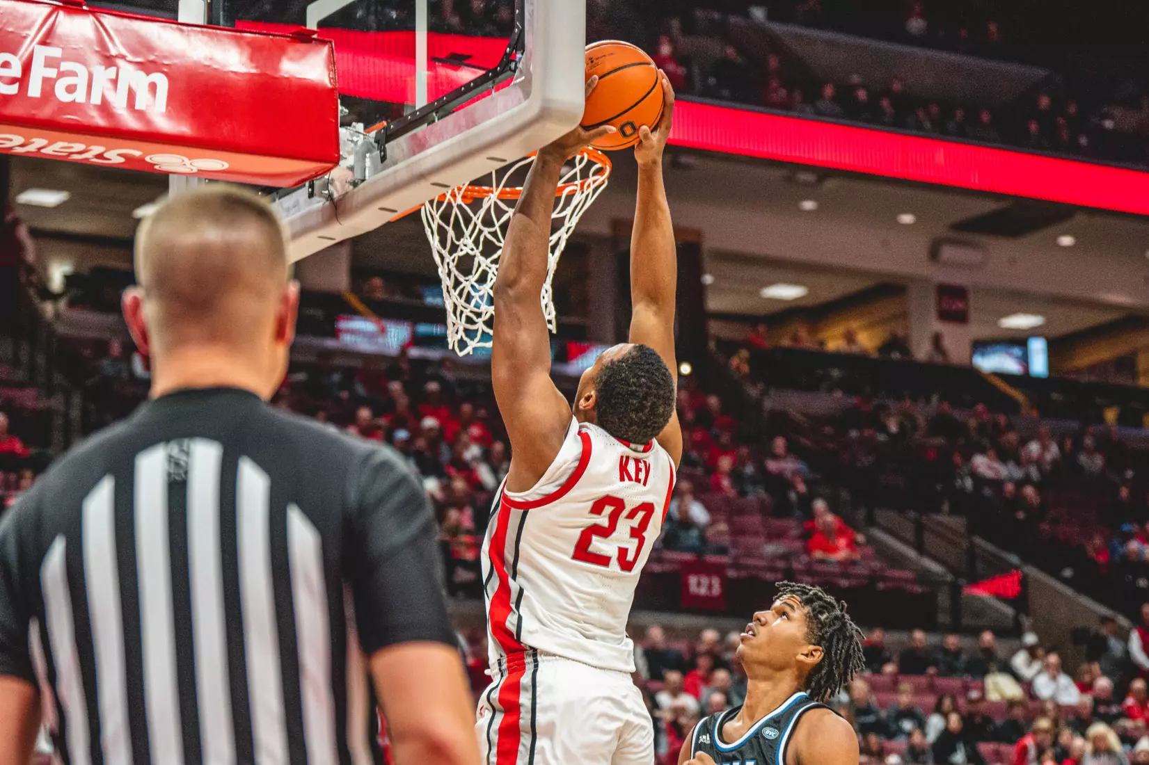 Sensabaugh Scores 20 as Buckeyes Down EIU 65-43