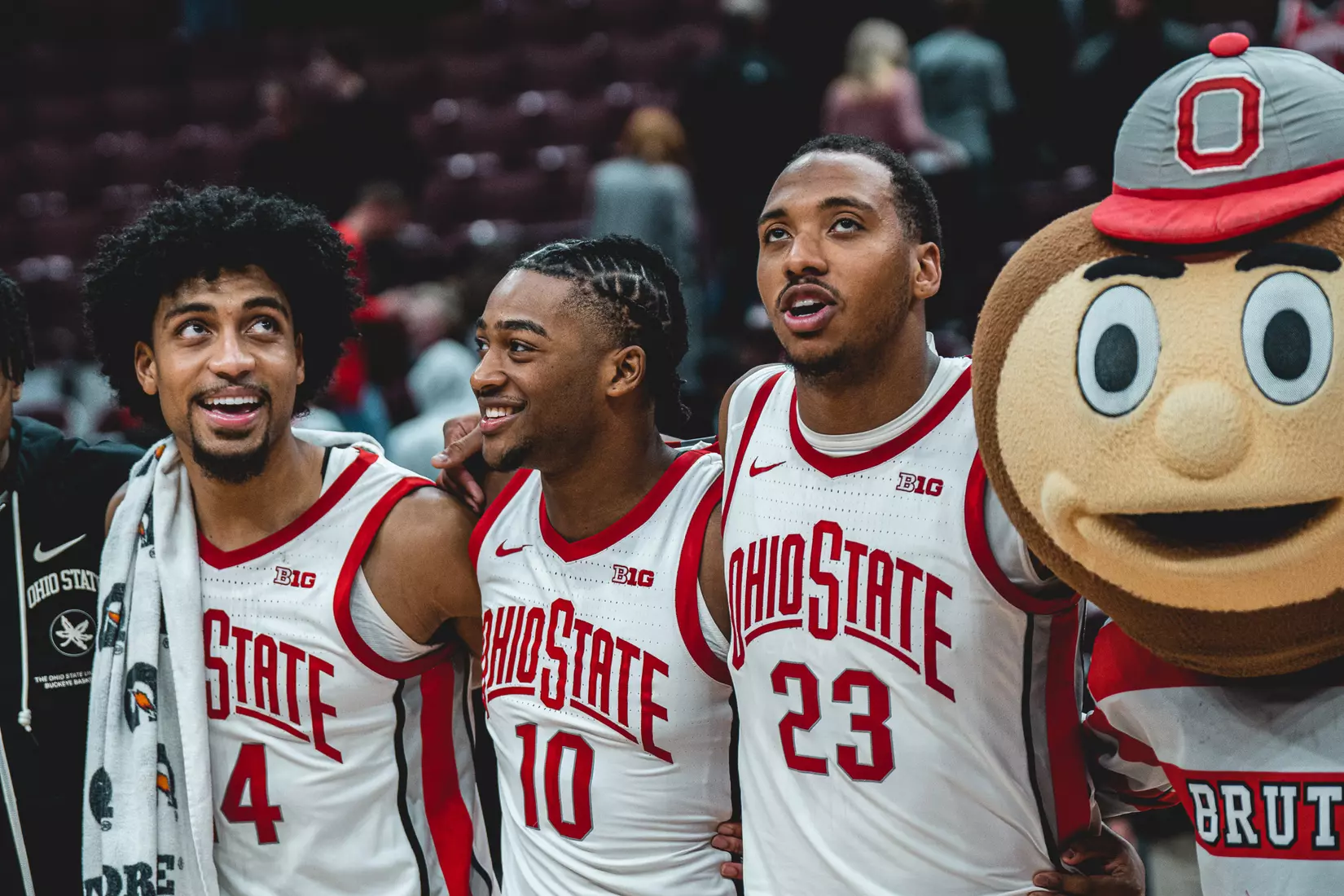 Sensabaugh Scores 20 as Buckeyes Down EIU 65-43