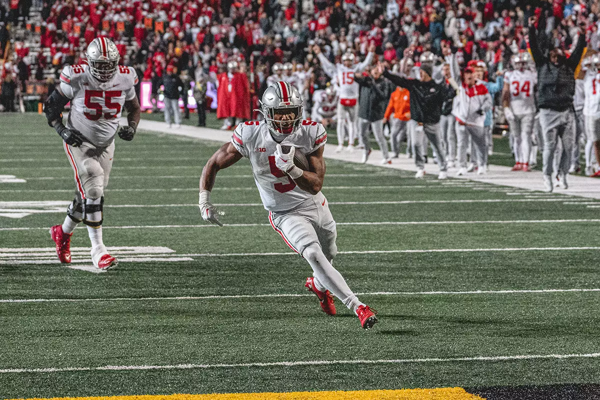 No. 2 Buckeyes Top Maryland 43-30, Improve to 11-0