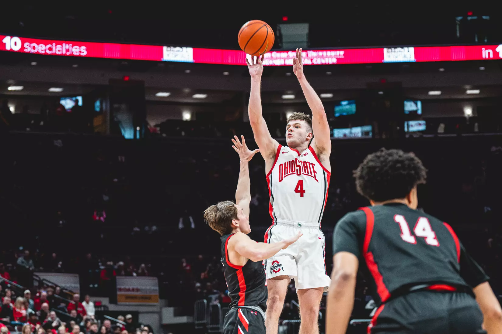 Freshmen Spark Buckeyes in 96-59 Win over SFU