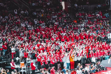 Buckeyes Fall in Top-10 Matchup on Monday