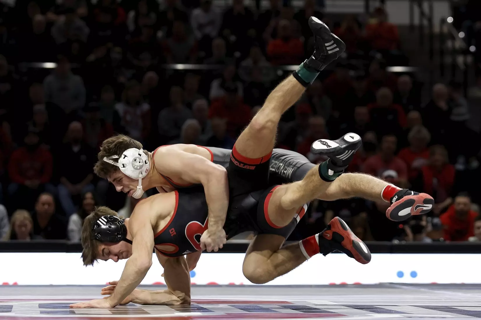 No. 8 Buckeyes Down No. 19 Rutgers, 27-12