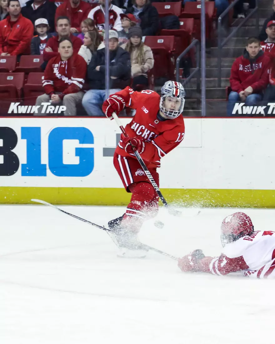 No. 7/8 Buckeyes Drop Game at Wisconsin, 4-0
