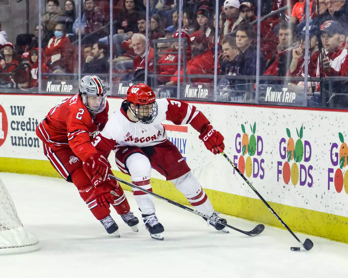 No. 7/8 Buckeyes Drop Game at Wisconsin, 4-0