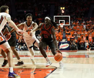 Buckeyes Fall at Illinois 69-60