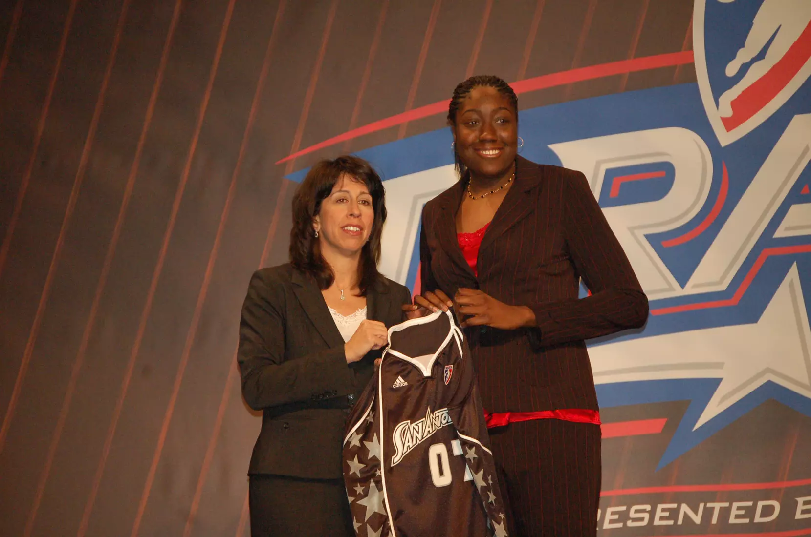 Title IX: Player of the Year – Jessica Davenport, Jantel Lavender, Kelsey Mitchell