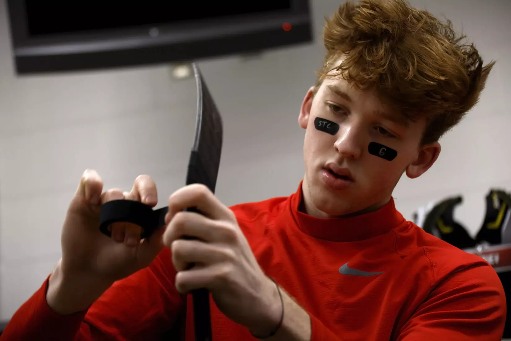 Blueliner Mason Lohrei Signs Pro Contract