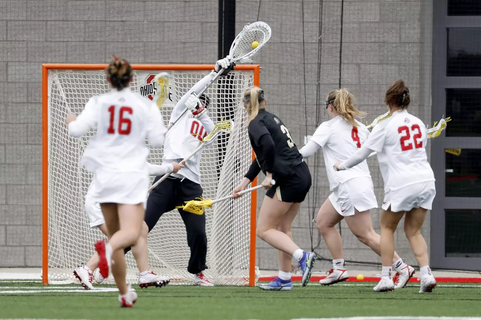 Buckeyes Suffer 14-10 Loss to Colorado