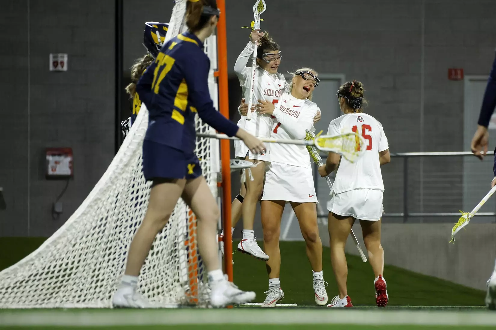 Buckeyes Fall to No. 19 Michigan, 14-12