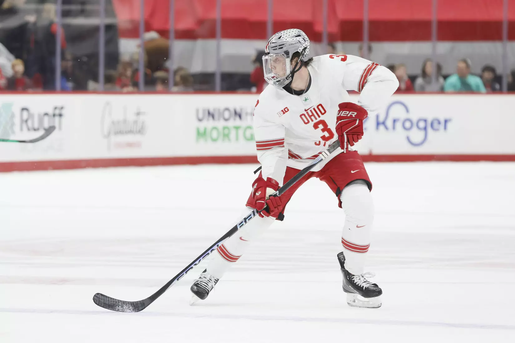 Cole McWard Signs with Vancouver Canucks