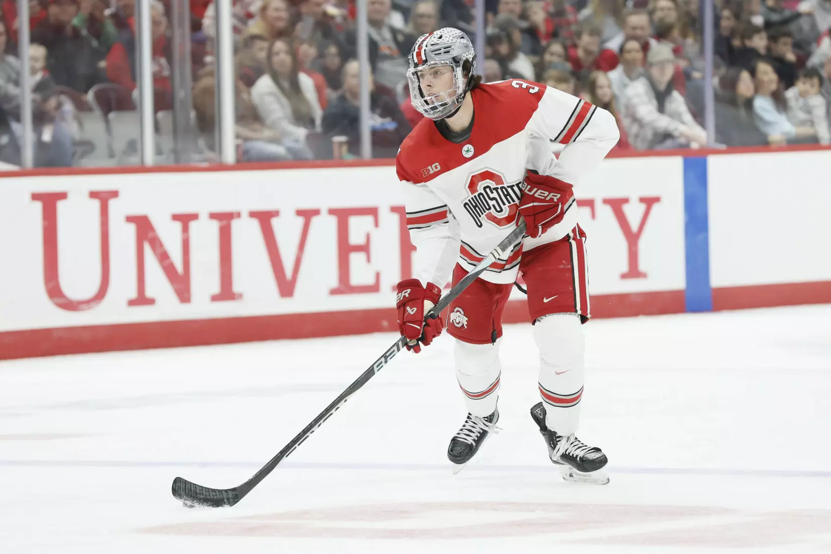Cole McWard Signs with Vancouver Canucks