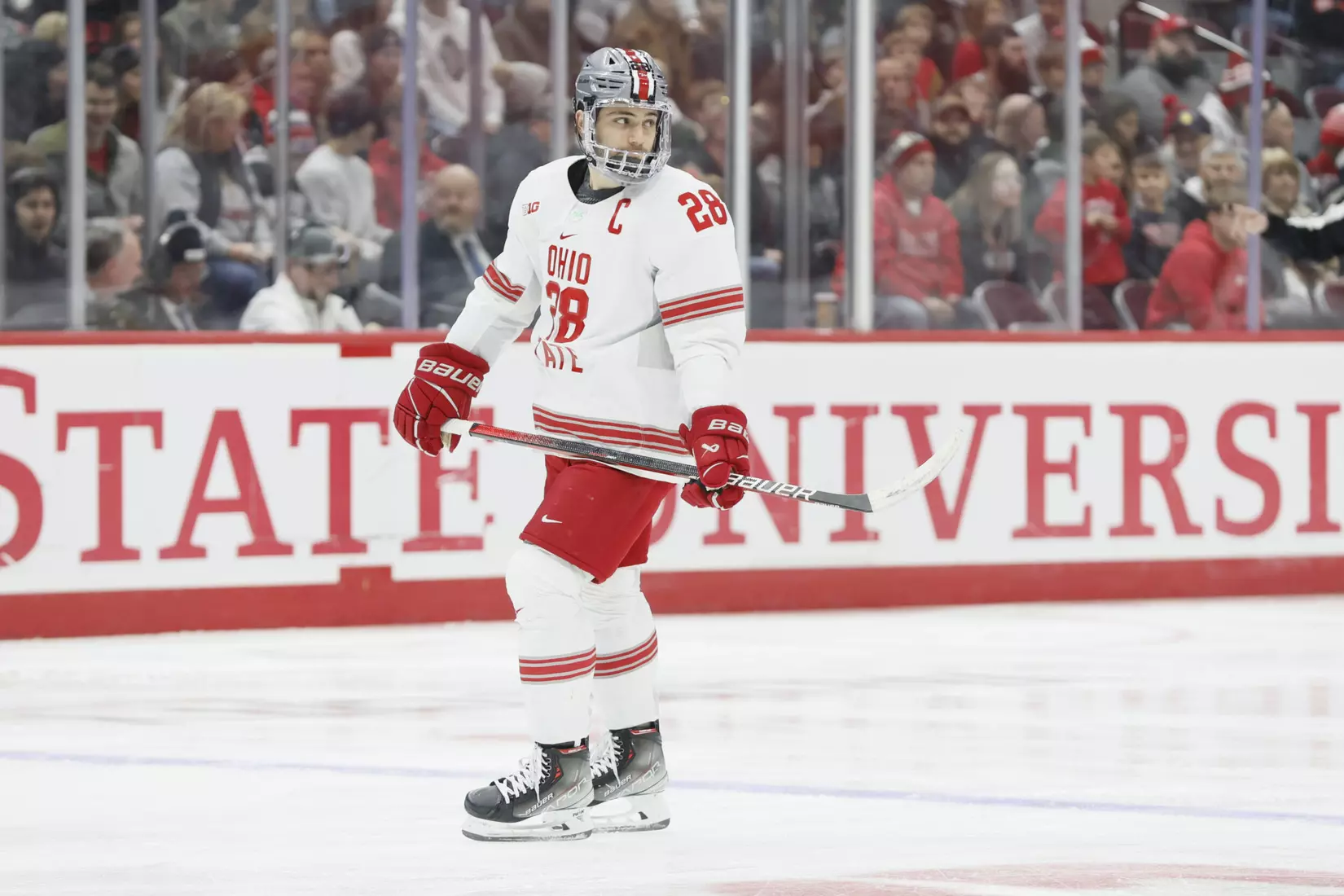 Wise Signs with AHL Charlotte Checkers