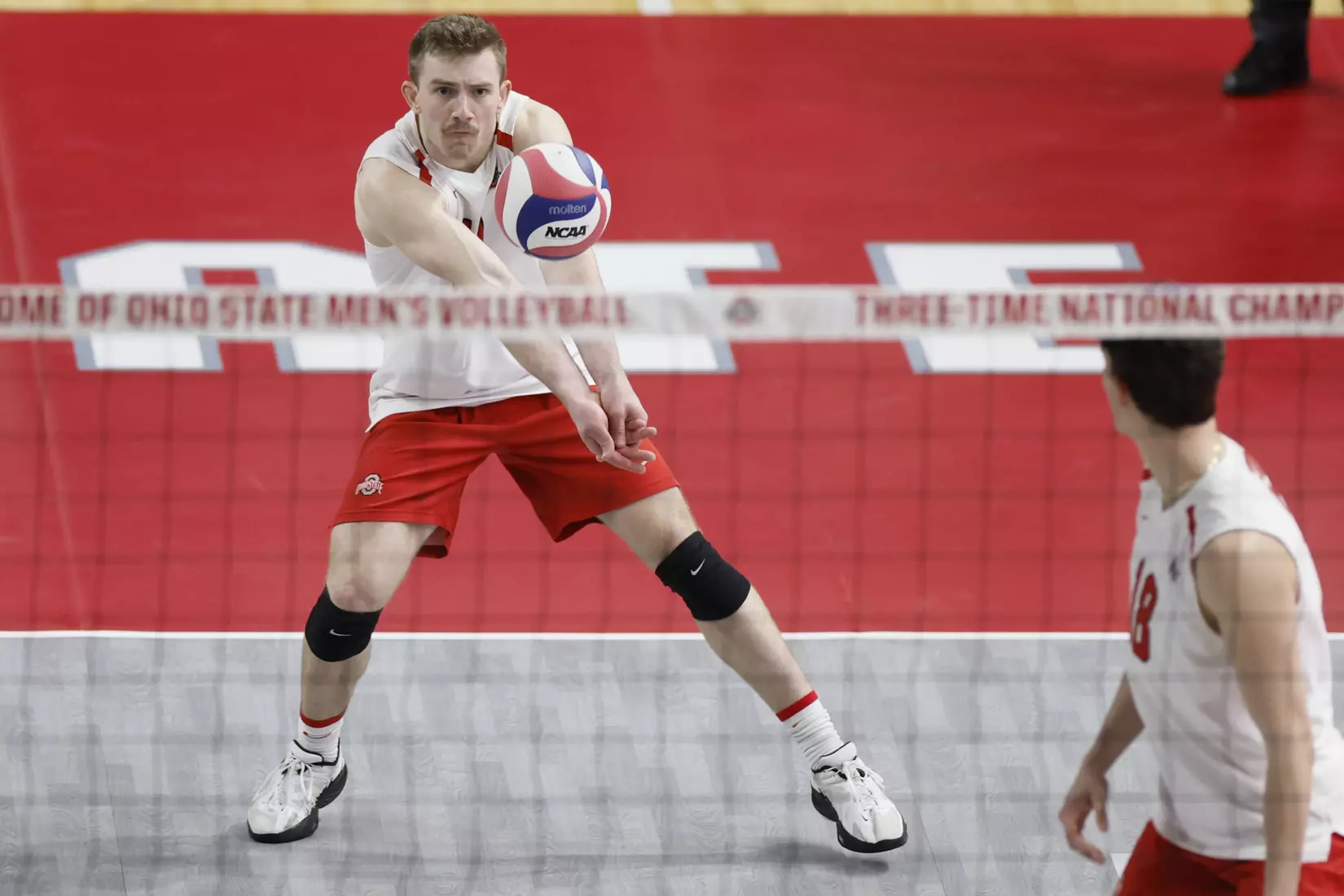 Pasteur Reaches 1,000 Career Kills in 3-0 Sweep of Mastodons