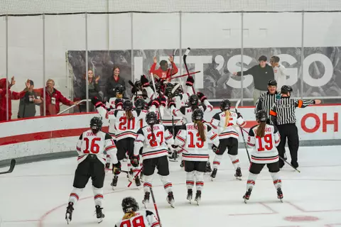 Women's Ice Hockey vs Minnesota 102723