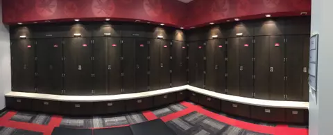 THE JANE AND WALT DENNIS GOLF PERFORMANCE CENTER