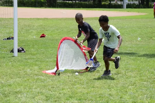 Lacrosse-Chasing-Ball
