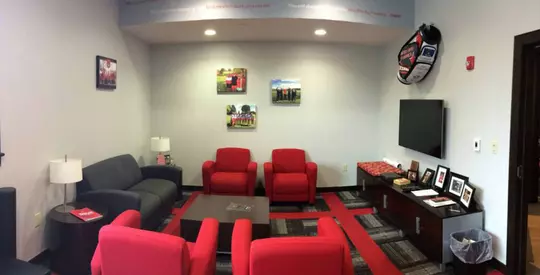 Dennis golf interior 2