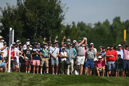 Neal Shipley hits his tee shot on hole 16 during the final match of the 2023 U.S. Amateur at Cherry Hills C.C. in Cherry Hills Village, Colo. on Sunday, Aug. 20, 2023. (Kathryn Riley/USGA)