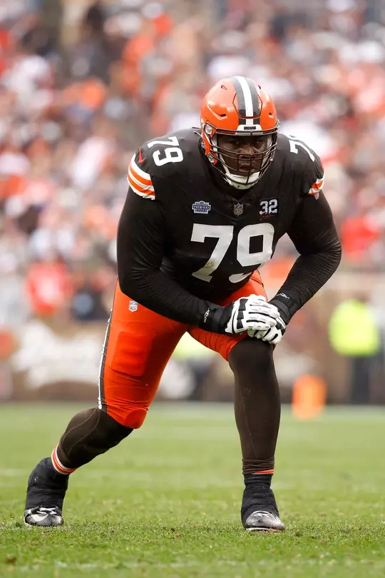 Cleveland Browns offensive tackle Dawand Jones (79) lines up for a play during an NFL football game against the Cincinnati Bengals, Sunday, Sep. 10, 2023, in Cleveland. (AP Photo/Kirk Irwin)