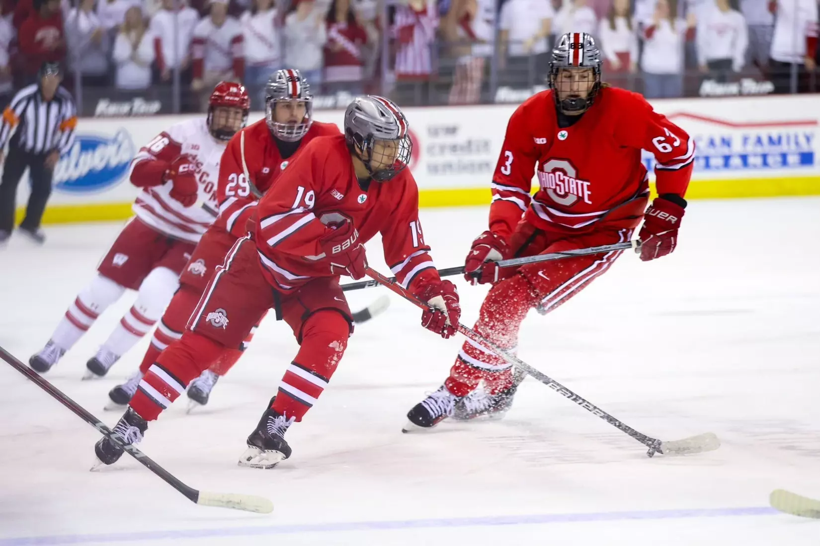 Men's hockey at Wisconsin (10/18/2024)
