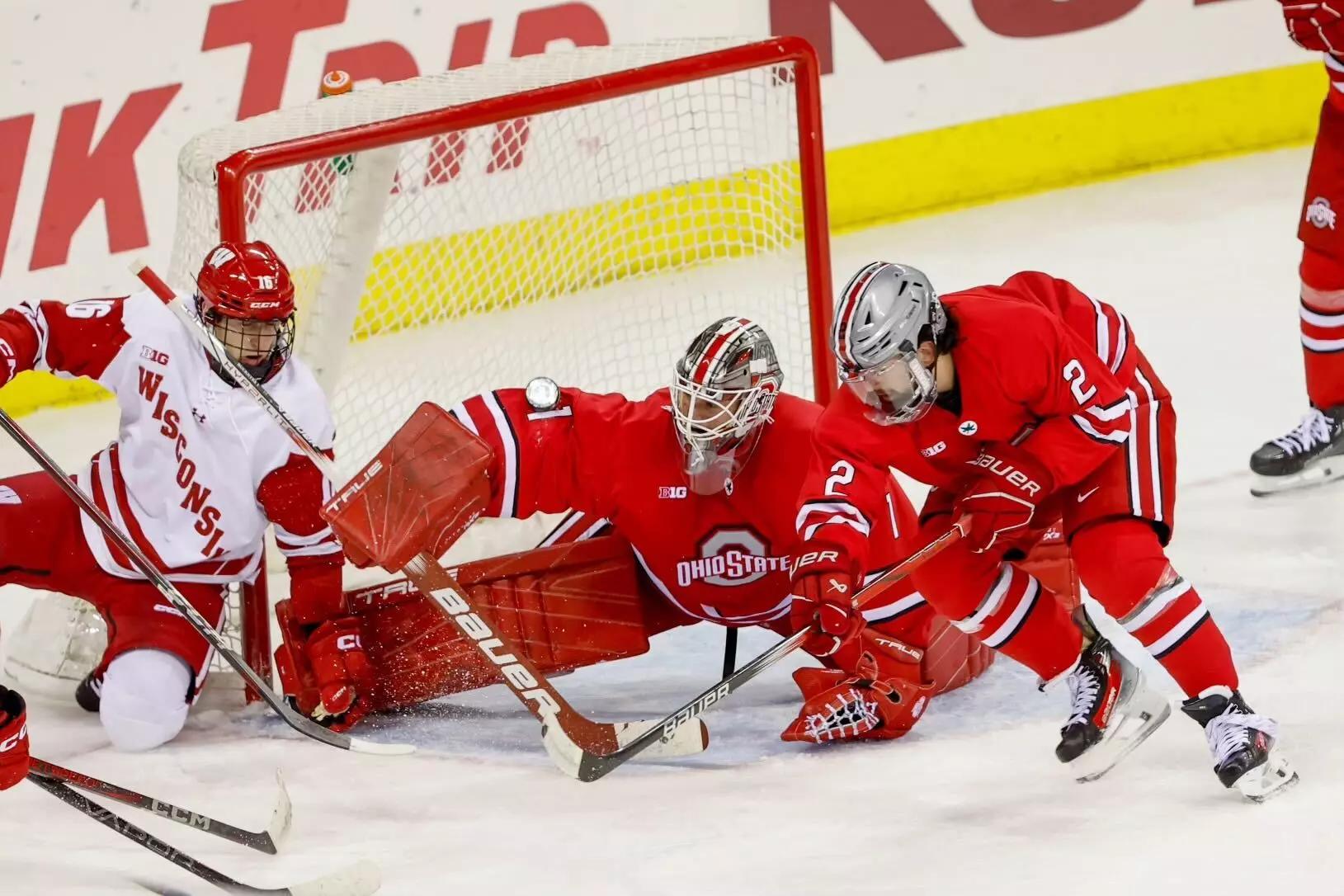 Men's hockey at Wisconsin (10/18/2024)