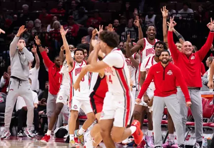 Braylen Nash makes a three-pointer against Youngstown State 11-11-24
