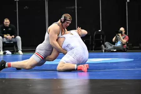 Feldman 5th at NCAA WR 32324