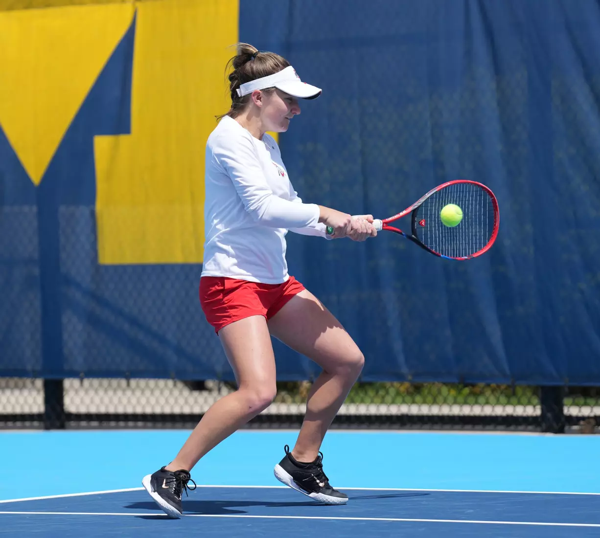 Women's tennis defeats Penn State 4-1 in the Big Ten Tournament quarterfinals