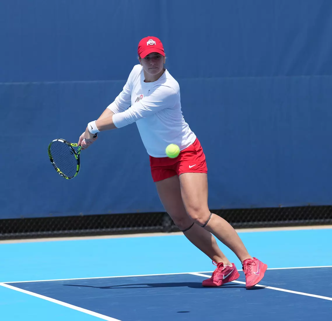 Women's tennis defeats Penn State 4-1 in the Big Ten Tournament quarterfinals