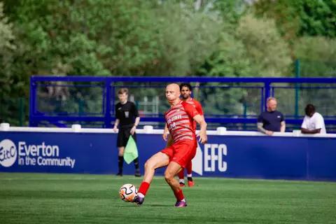OSU Soccer Game in England vs Everton, Andre Roberts passing the ball