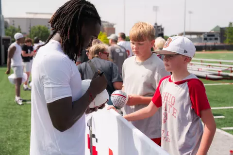 Denzel Burke training camp autograph signing 2024
