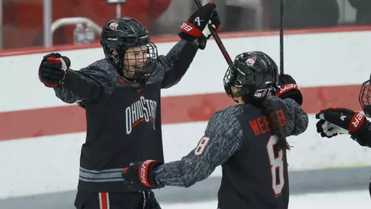 WHKY Jocelyn Amos and Makenna Webster