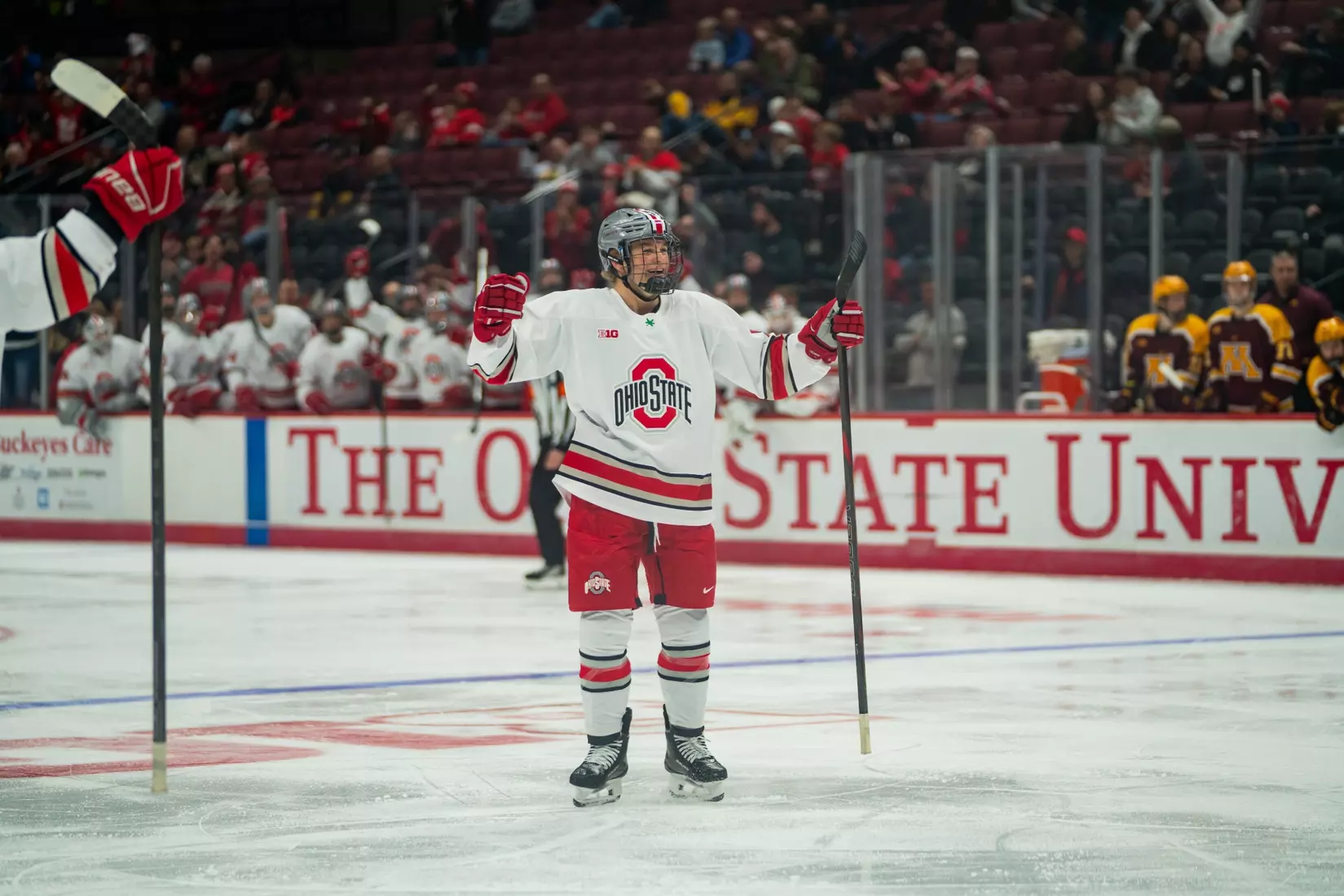 Men's hockey defeats Minnesota 5-1, Jan. 10, 2025