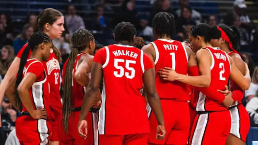 Women's Basketball Huddle