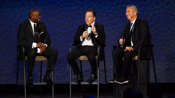 Urban Meyer Enshrined into the College Football Hall of Fame