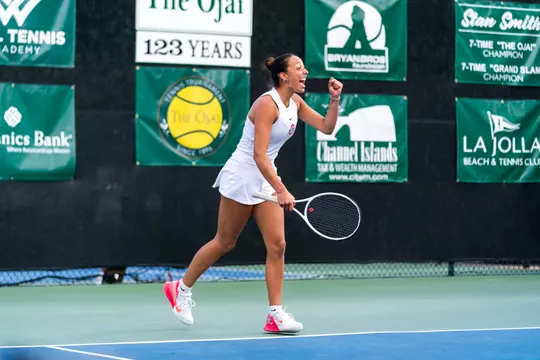 Women's tennis defeats Michigan 4-3 in 2025 Big Ten Tournament Final