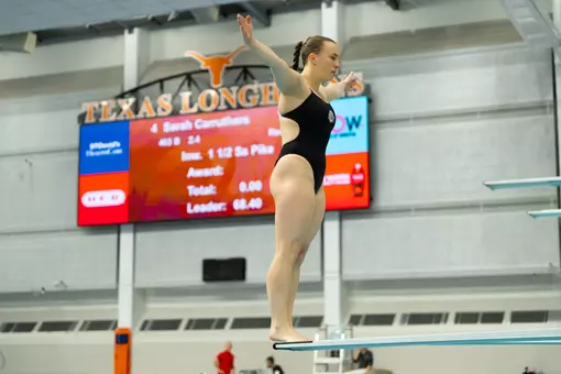 Lena Hentschel at Texas