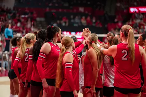 Team huddle at Nebraska 9-26-26