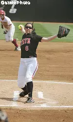 Kat Espinosa picked up her 15th win of the season with a shutout of Iowa State.