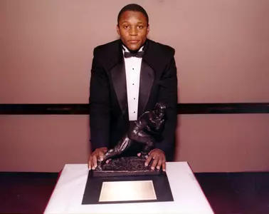 Barry Sanders with 1988 Heisman Trophy