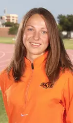 Natalja Piliusina set a new school record of 2:05.86 in the 800 meters.
